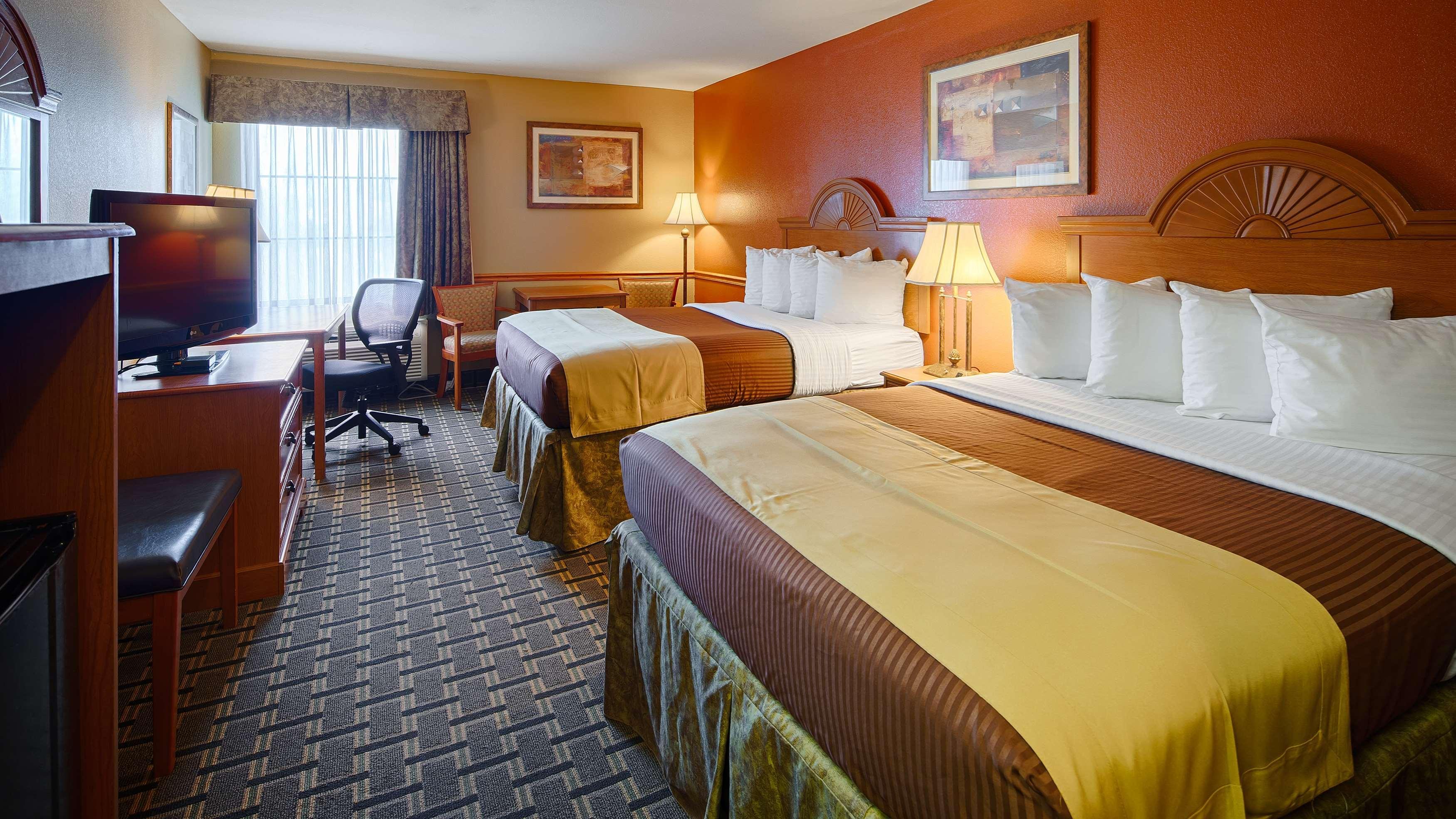 Best Western Zachary Inn Εξωτερικό φωτογραφία