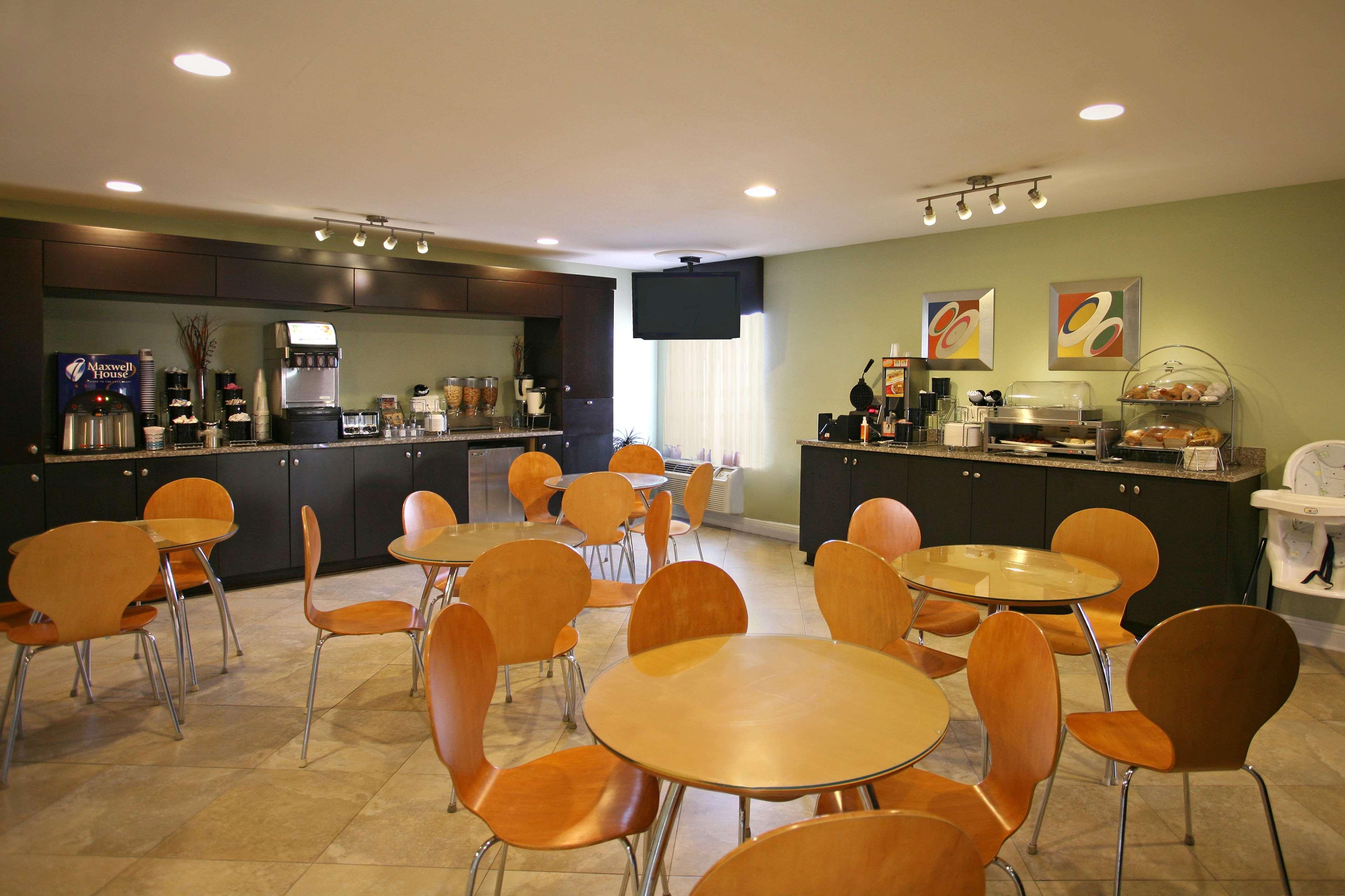 Best Western Zachary Inn Εξωτερικό φωτογραφία