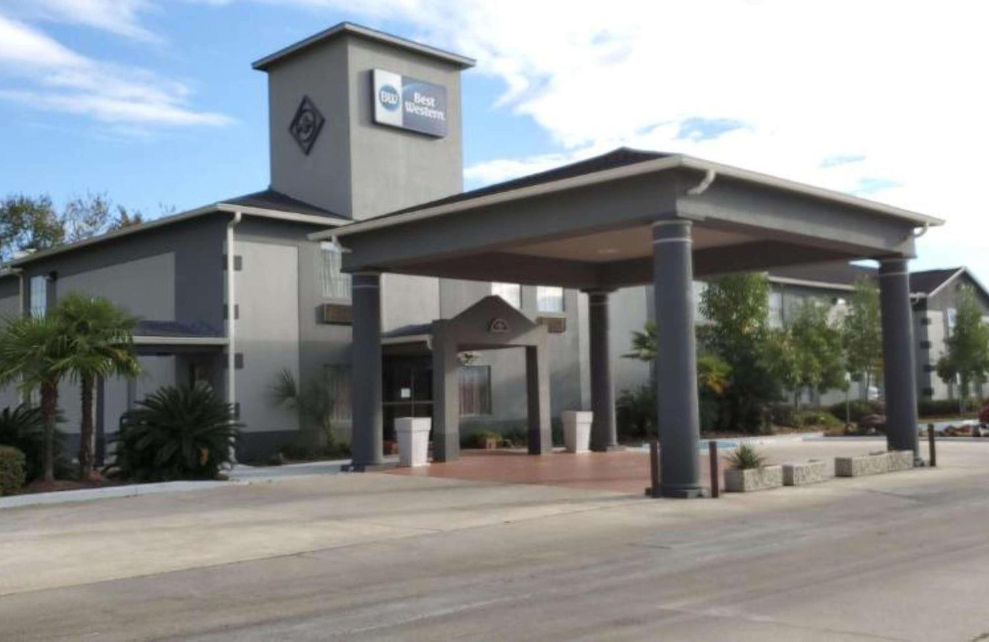 Best Western Zachary Inn Εξωτερικό φωτογραφία