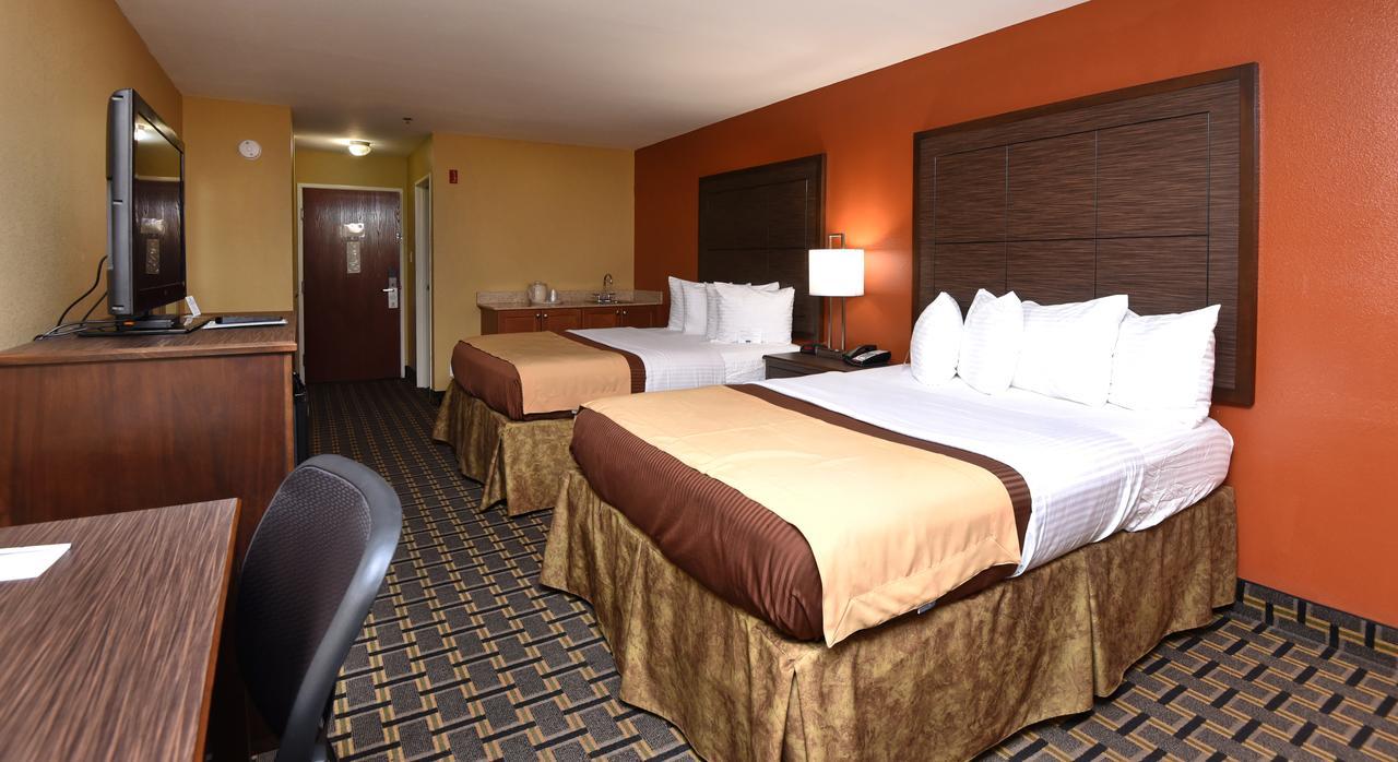 Best Western Zachary Inn Εξωτερικό φωτογραφία